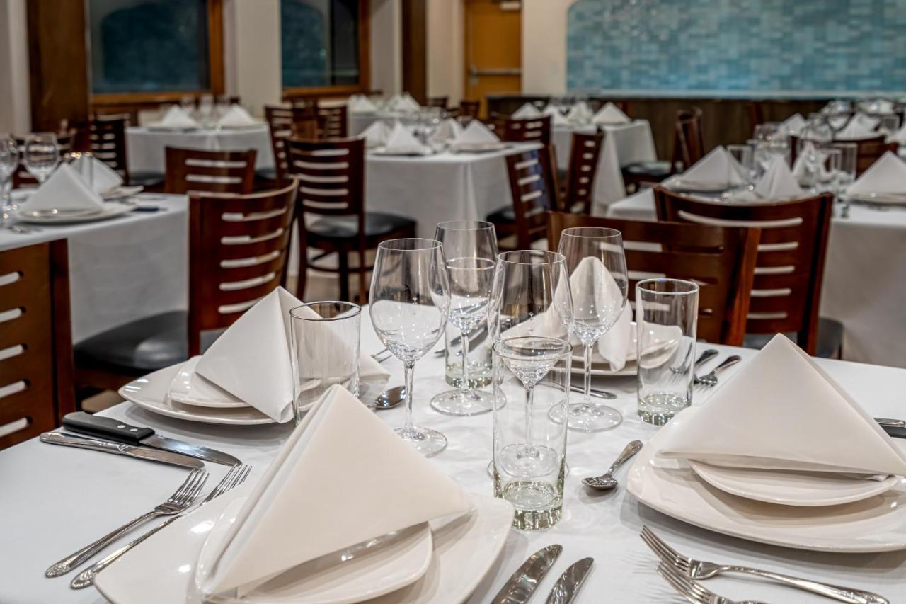 Grand Williston Hotel And Conference Center Ngoại thất bức ảnh