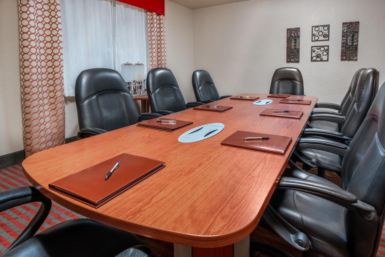 Grand Williston Hotel And Conference Center Ngoại thất bức ảnh