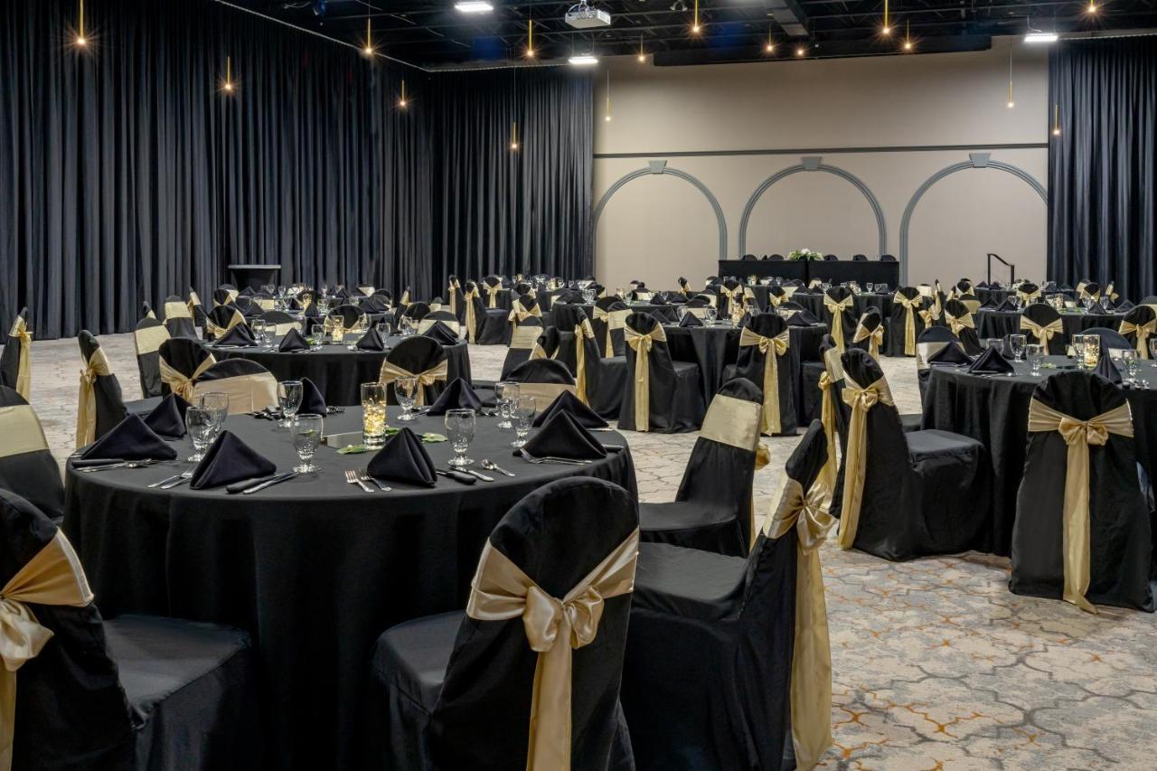 Grand Williston Hotel And Conference Center Ngoại thất bức ảnh